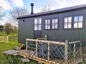 Private hot tub at Oz shepherd's hut