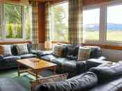 Woodland Chestnut Lodge Lounge