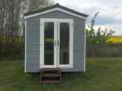 Camping Pod badger 2 adults 2 children max