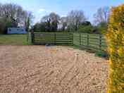 Gravel pitch with electric