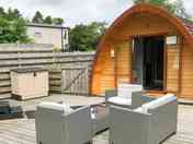 Outdoor seating, barbecue and hot tub
