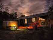 Private hot tub at Seren safari tent
