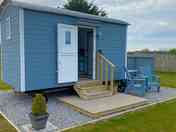 Exterior view of Bo peep Shepherds Hut (added by manager 16 Jan 2024)