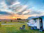 Visitor image of the big sky and beautiful sunset (added by manager 13 Oct 2022)