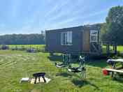 Bothy hut, firepit