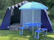 Doris with seating