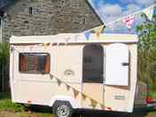 The caravan, a French Esterel from the 1980s