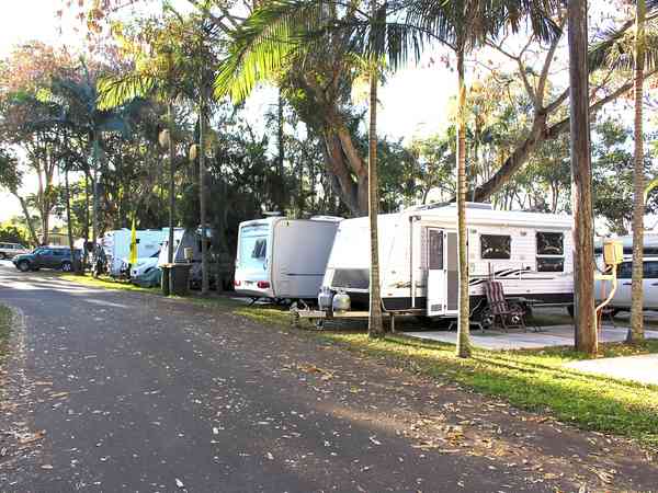 Fully-serviced hardstanding and grass pitch