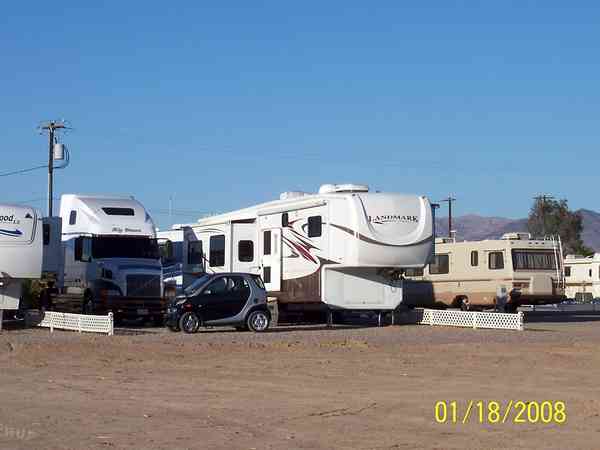 FHU gravel trailer site (back-in)