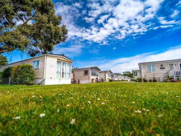 Gold 2 bedroom static caravan (no pets)