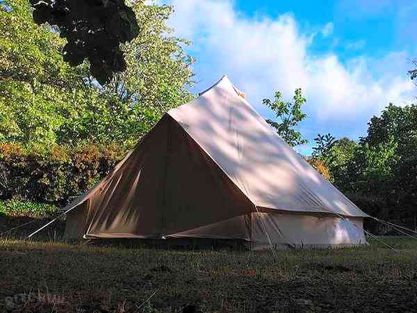 Tipi (2 voksne og 2 barn)