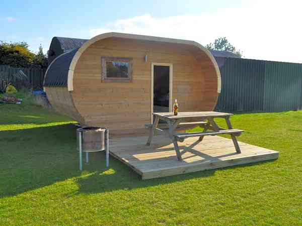 Iris camping pod