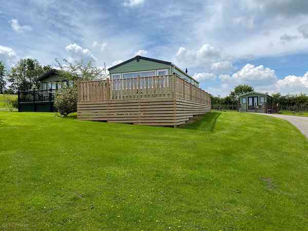 Hill View 2 bedroom static caravan