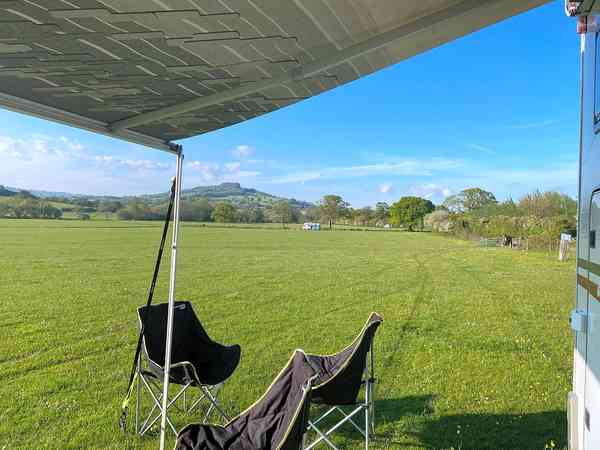 Non-electric grass pitch