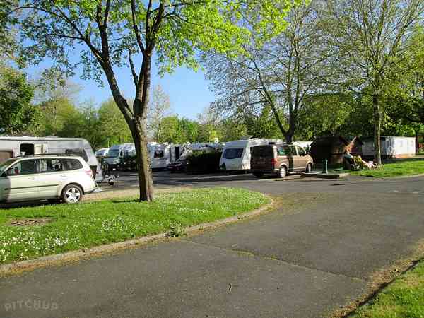 Non-electric grass pitch