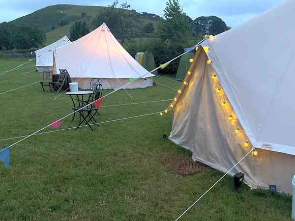 Tenda piramidal (2 adults i 2 nens)