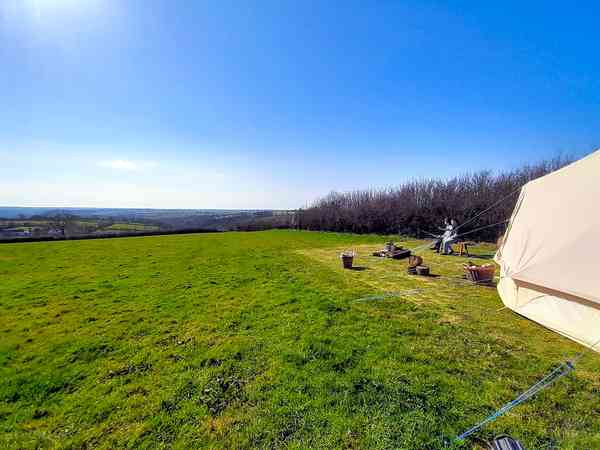 Lili Wen bell tent