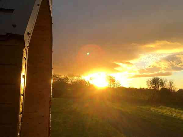 Cwtch camping-pod