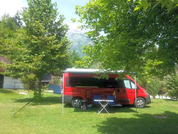 Electric optional gravel and sand tent or trailer tent pitch