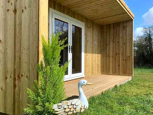 Lodge cabin