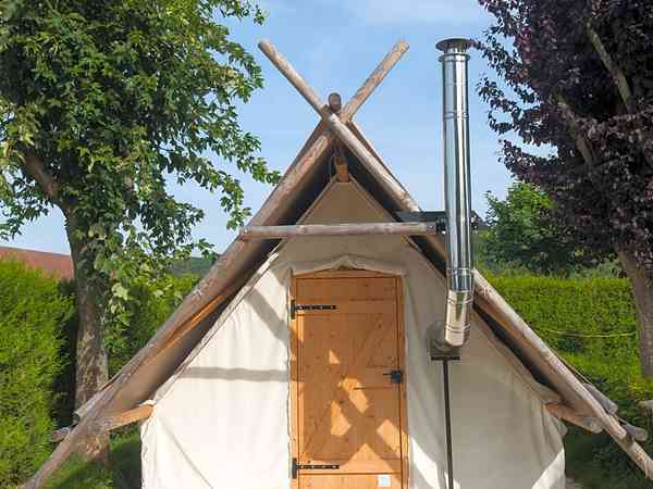 Safari tent
