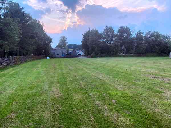 Non-electric grass touring pitch