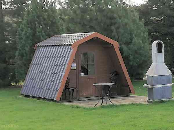 Pod prêt-à-camper (animaux acceptés)