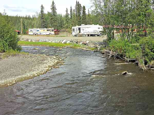 Non-electric grass and earth tent or trailer tent pitch