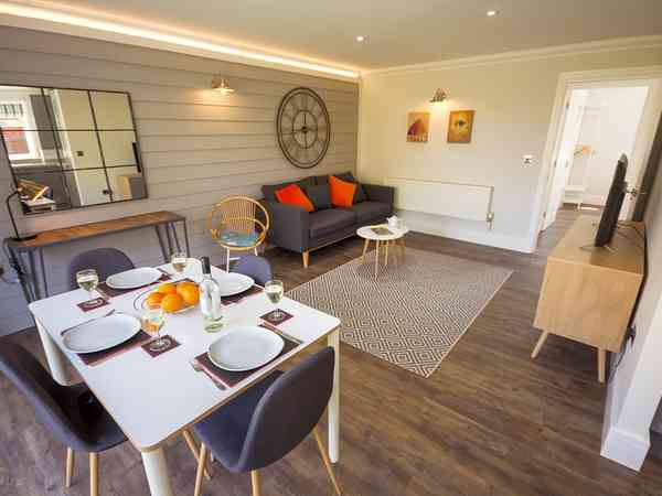 Ferienhaus / Chalet / Bungalow Premium (no pets) 2 Schlafzimmer