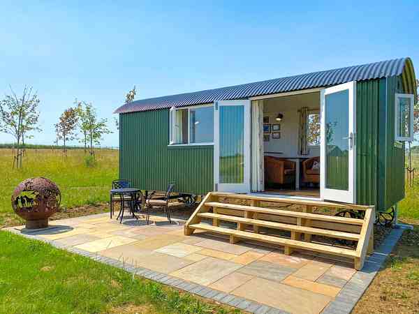 Shepherd's hut