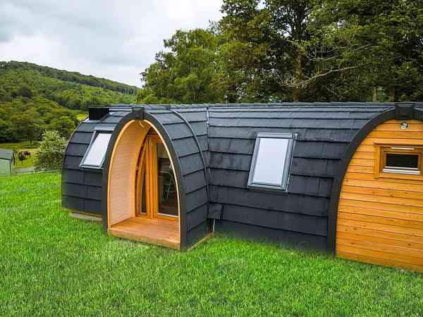 Esk 2 bedroom cabin