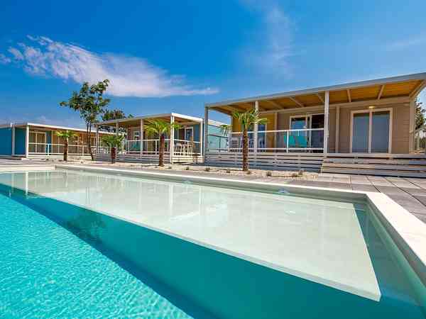 Mobil-home 2 chambres (de luxe)