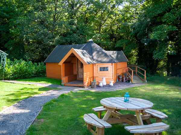 Gretel cabin (maximum 2 adults)