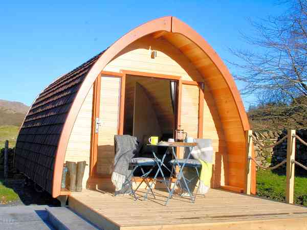 Pod prêt-à-camper (2 adultes et 2 enfants, sdb attenante)
