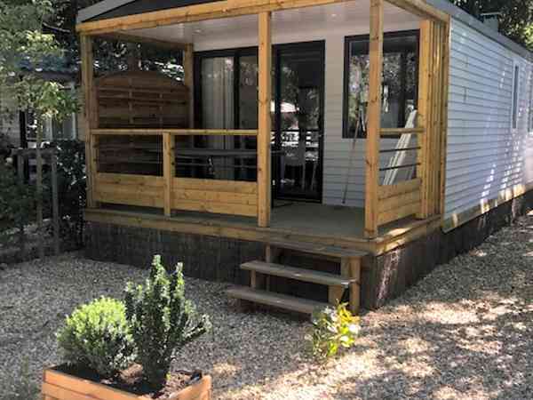 Small private deck Small private deck