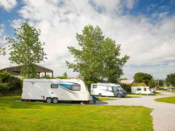 Electric gravel touring pitch