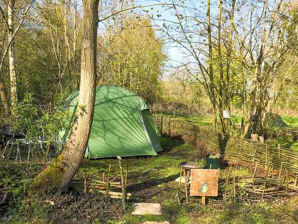 Rabbit Warren primitive grass and earth tent site (family)