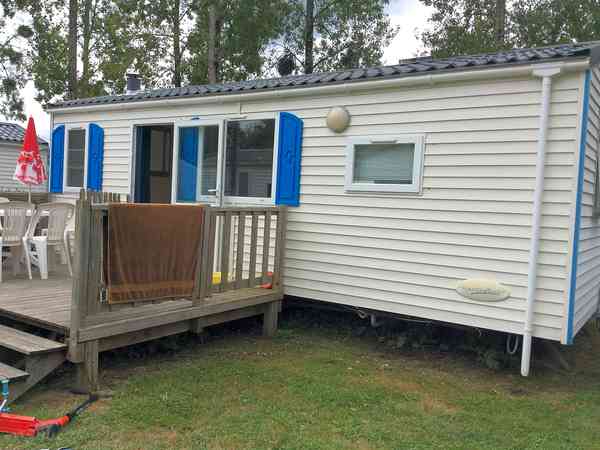 Mobil-home 2 chambres (air conditionné)