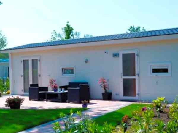 Unique 2 bedroom cottage / chalet / bungalow