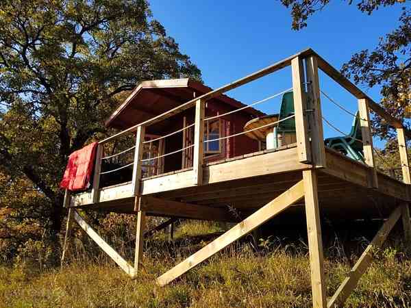 Off the Grid cabin (no electricity)