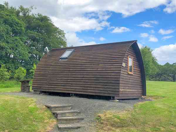 Camping pod (no pets)