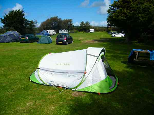 Non-electric grass tent pitch (backpacker, no cars, two man)
