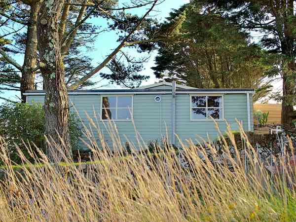 Willow Green Cabin Willow Green Cabin