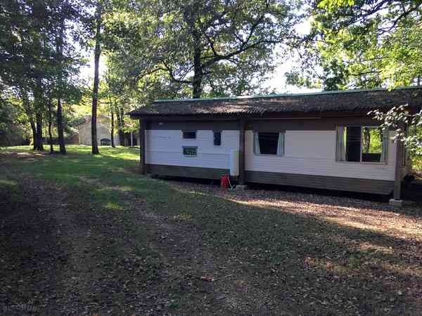 Queen Elizabeth 2 bedroom mobile home