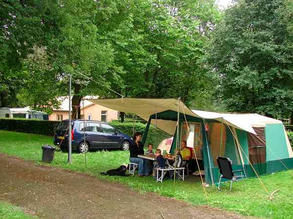 Non-electric grass pitch