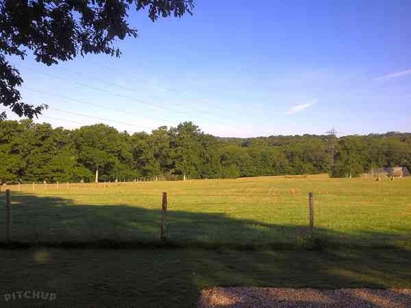 Non-electric grass pitch