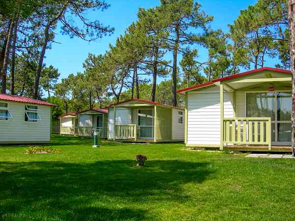 Mediterrâneo 2 bedroom cottage / chalet / bungalow