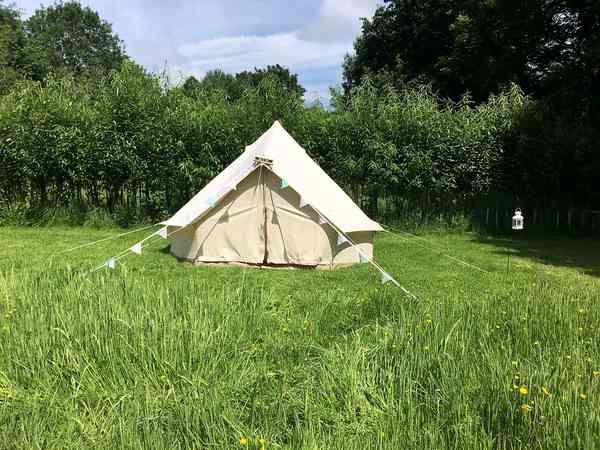 Non-electric grass tent pitch