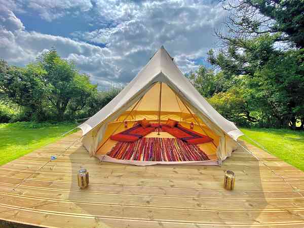 Coombe bell tent