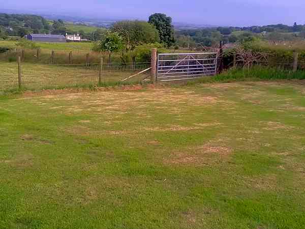 Corner grass pitch Corner grass pitch